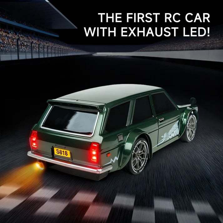 1/24 Scale High-speed drift racer with wireless remote control and four-wheel drive power