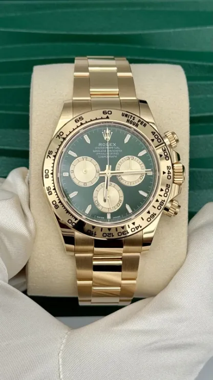 Rolex Daytona Cosmograph 18ct Yellow Gold Bright Green Golden Dial Oyster Bracelet 126508