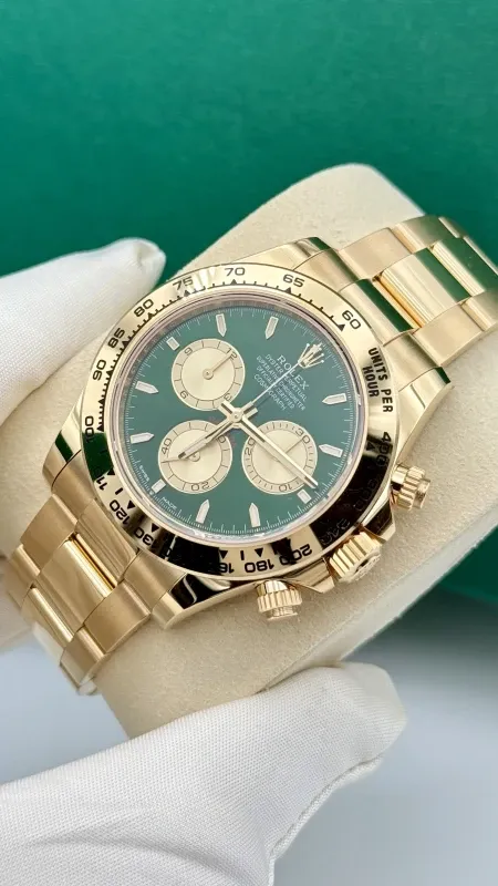 Rolex Daytona Cosmograph 18ct Yellow Gold Bright Green Golden Dial Oyster Bracelet 126508