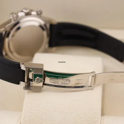 Rolex Cosmograph Daytona watch: 18 kt white gold 