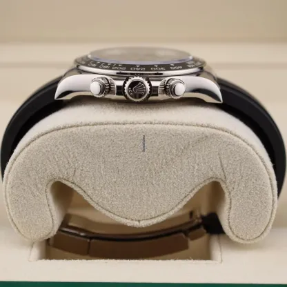 Rolex Cosmograph Daytona watch: 18 kt white gold 