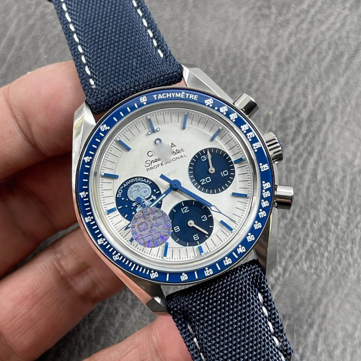 OMEGA SPEEDMASTER 310.32.42.50.02.001 OS FACTORY WHITE DIAL