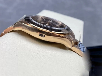 ROLEX COSMOGRAPH DAYTONA M116505-0011 CLEAN FACTORY GOLD STAINLESS