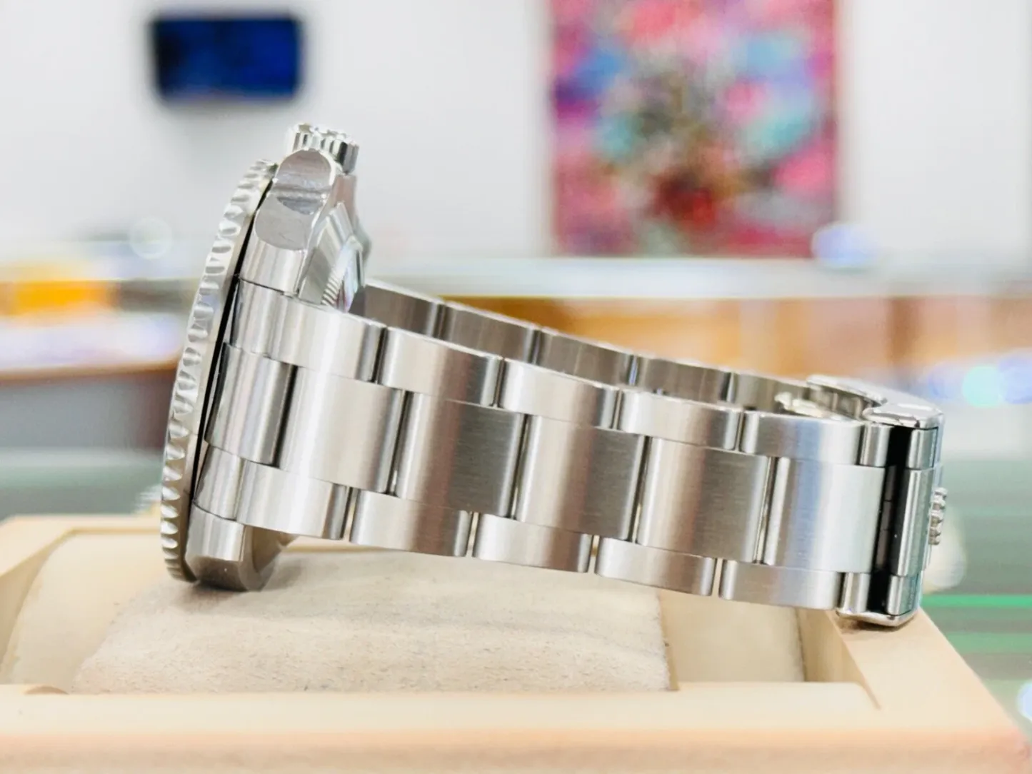 Rolex Submariner Date Stainless Steel "The Hulk" Green Dial 116610LV