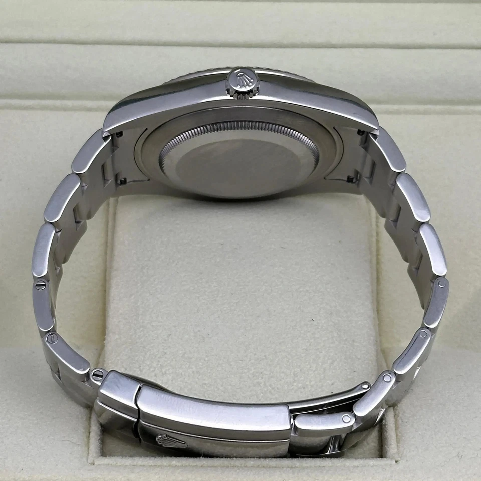 Rolex Datejust 126334 Silver Jubilee Bracelet with Silver Bezel