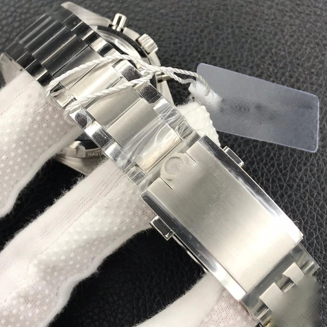 OMEGA SPEEDMASTER SNOOPY AWARD 310.32.42.50.02.001 OM FACTORY