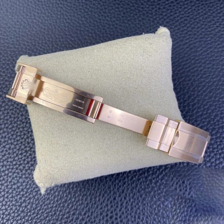 ROLEX COSMOGRAPH DAYTONA M116515LN-0017 CLEAN FACTORY BLACK RUBBER STRAP