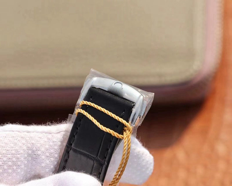 OMEGA DE VILLE 431.13.41.21.02.001 VS FACTORY WHITE DIAL