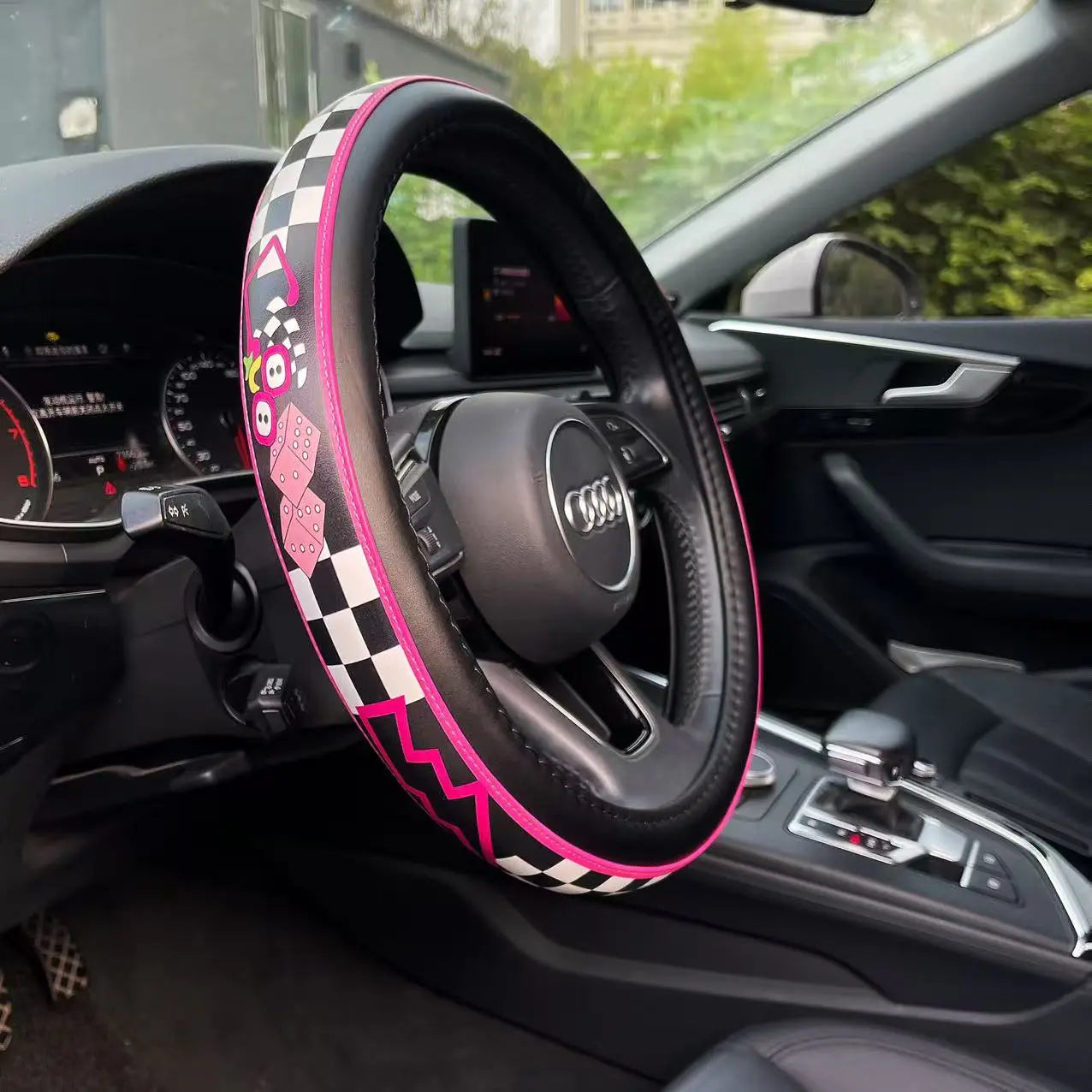 All-Season Breathable Steering Wheel Cover – Western Style, Non-Slip Grip, 14.3-14.6