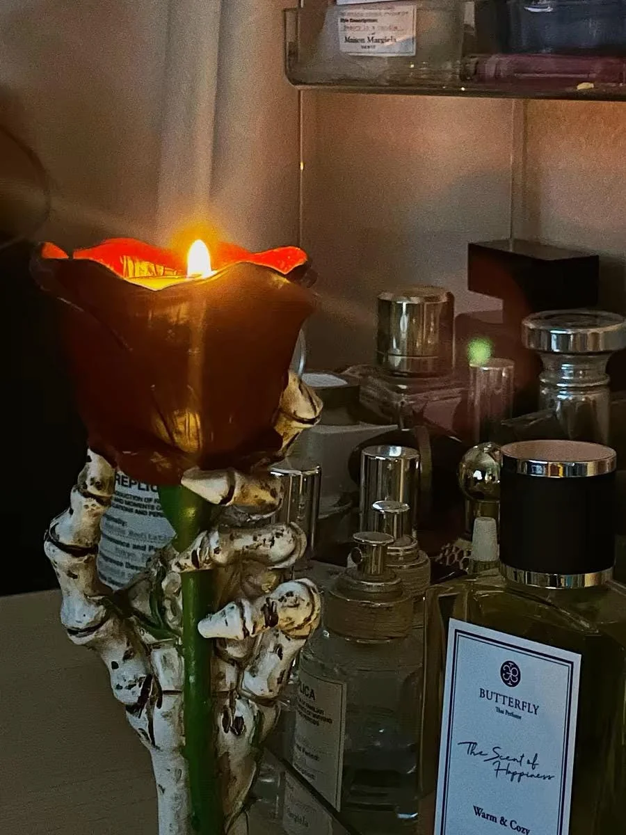🕯️💀Skull Hand with Rose Candle Holder🌹