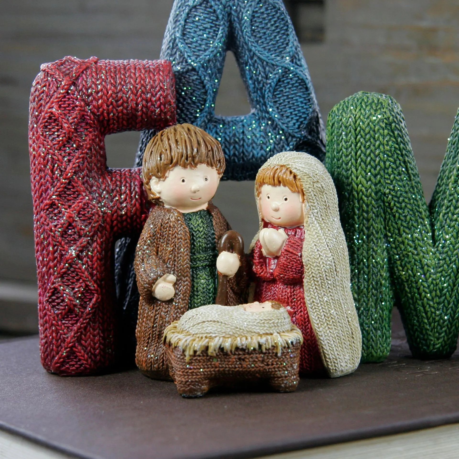 ✝️Handcrafts Family Nativity Statue