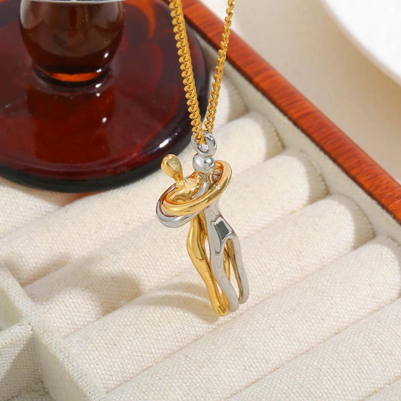 💗The Perfect Gift for Loved One-Hug Necklace
