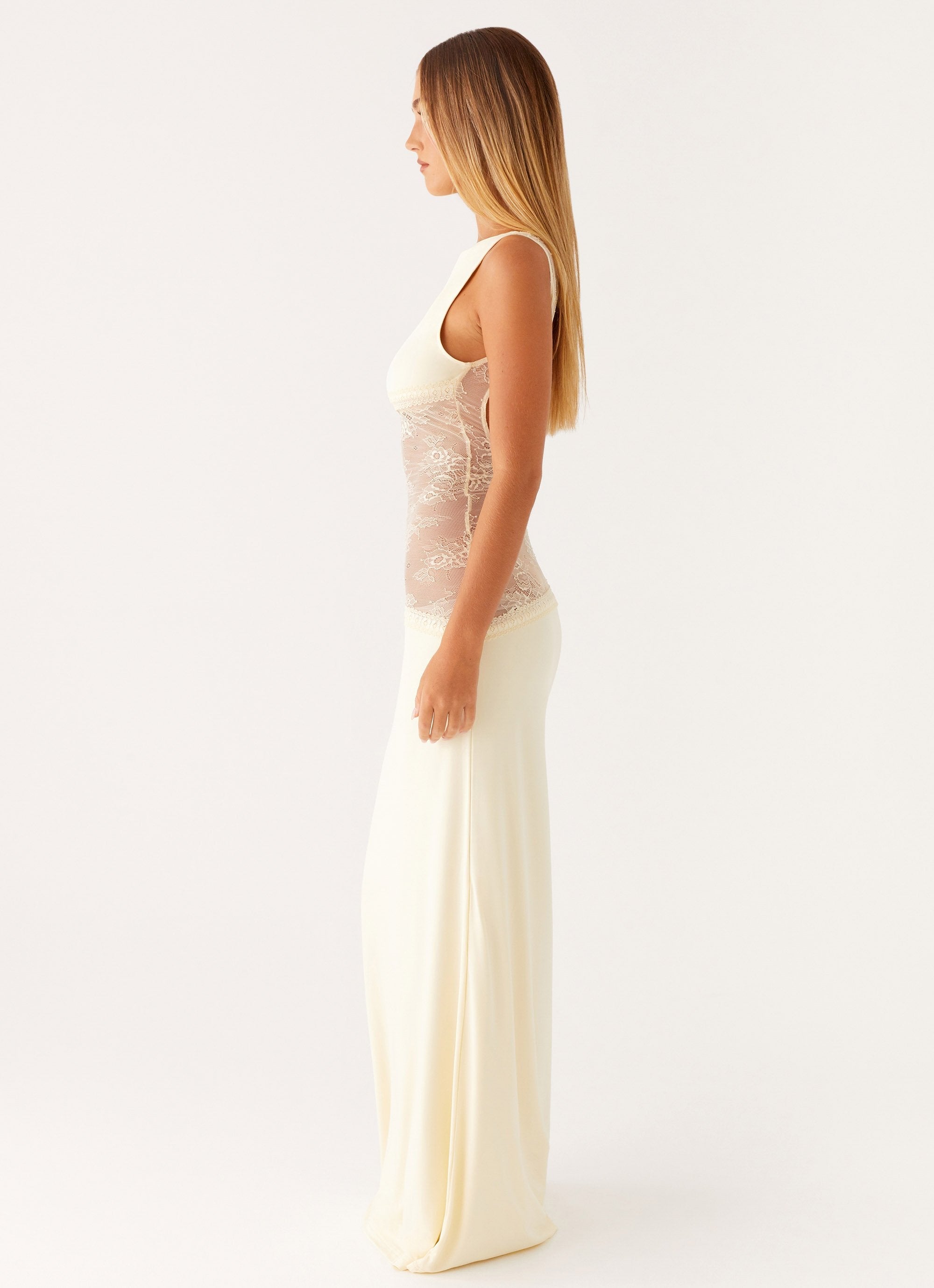Sexy lace dress with a deep V-neck design