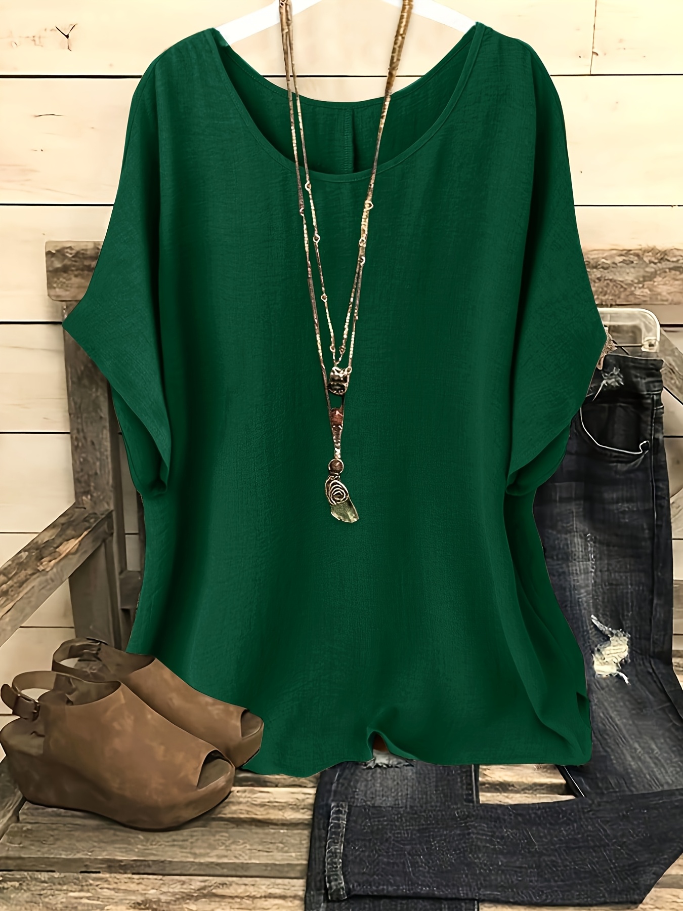 Women's casual and relaxed summer top