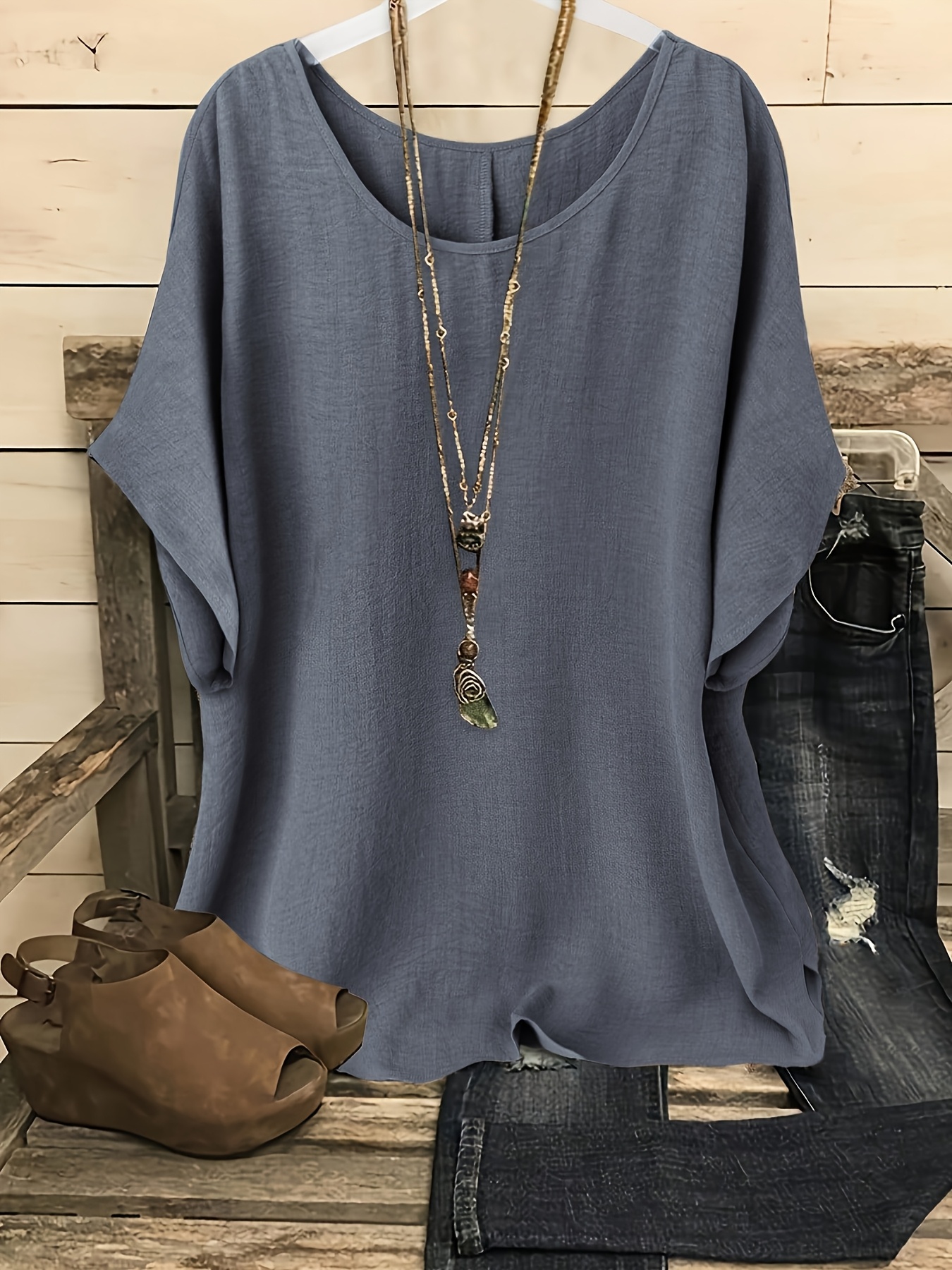 Women's casual and relaxed summer top