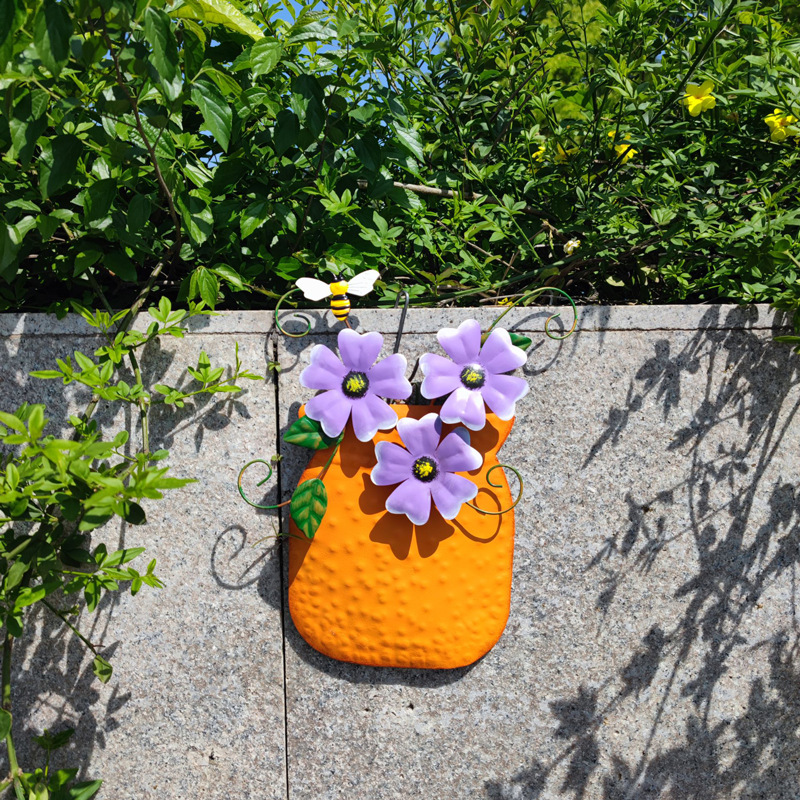 💐Hand-painted iron vase wall hanging