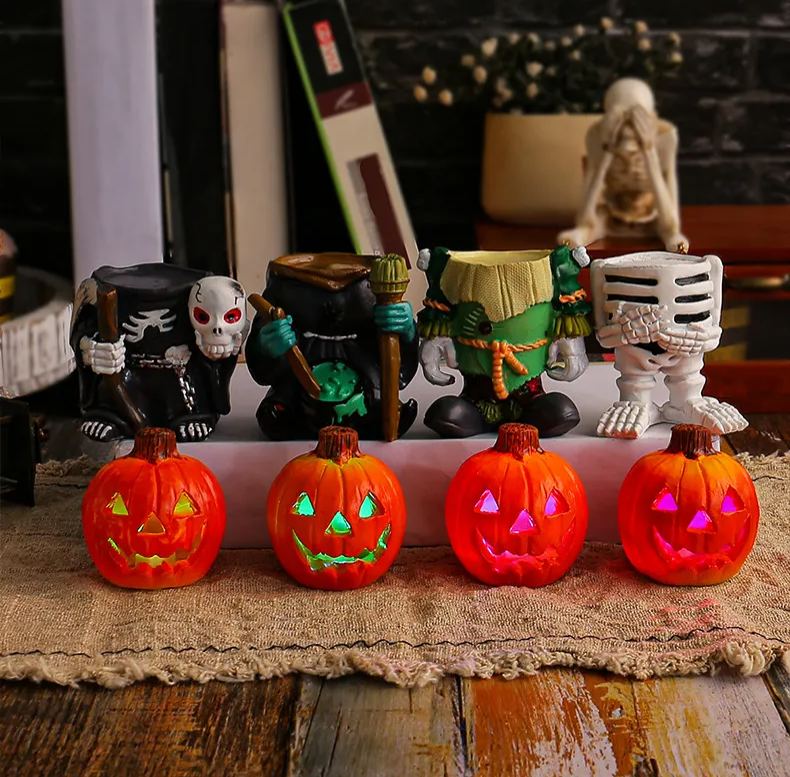 🎃Halloween Pumpkin Knight Glowing Pumpkin Head Desktop Ornament