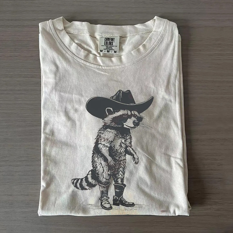 Vintage Western Cowboy Raccoon T-shirt