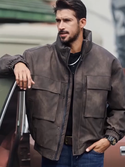 Entspannte Pilotenjacke mit Stehkragen aus Leder