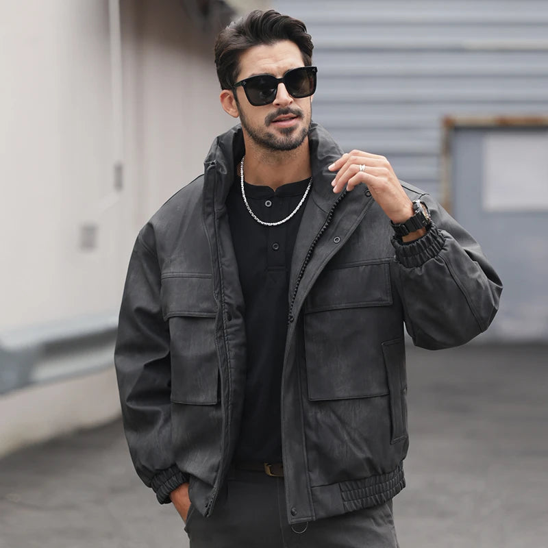 Entspannte Pilotenjacke mit Stehkragen aus Leder