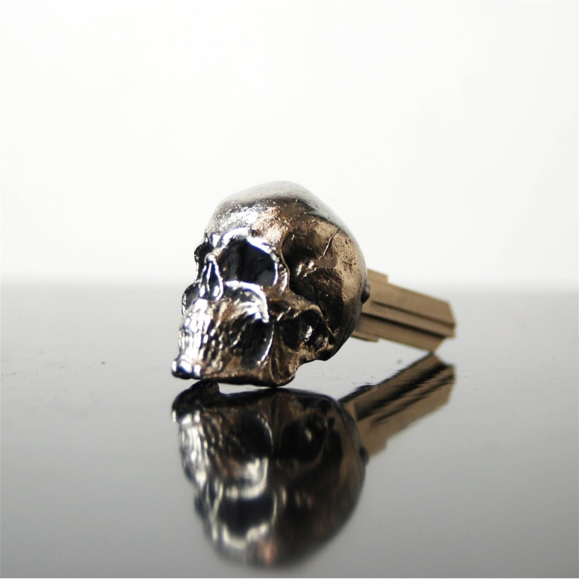 š„Last Day 55% OFF-Universal Metal Devil Skull Key Cover for Motorcycles