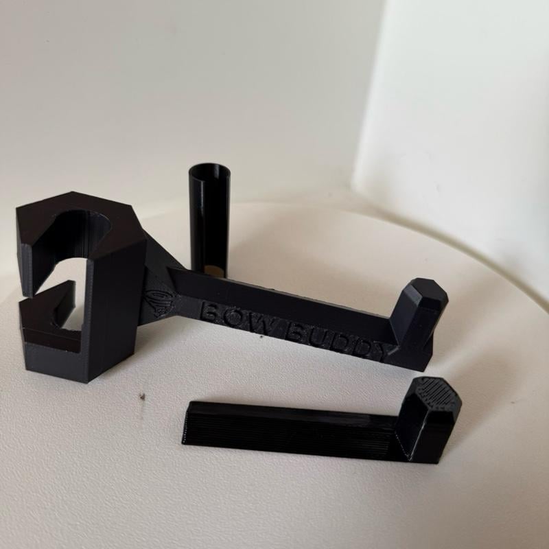 🔥Twist-On 2.0 Bow Buddy – Nearly Universal Bow Hanger for Trucks