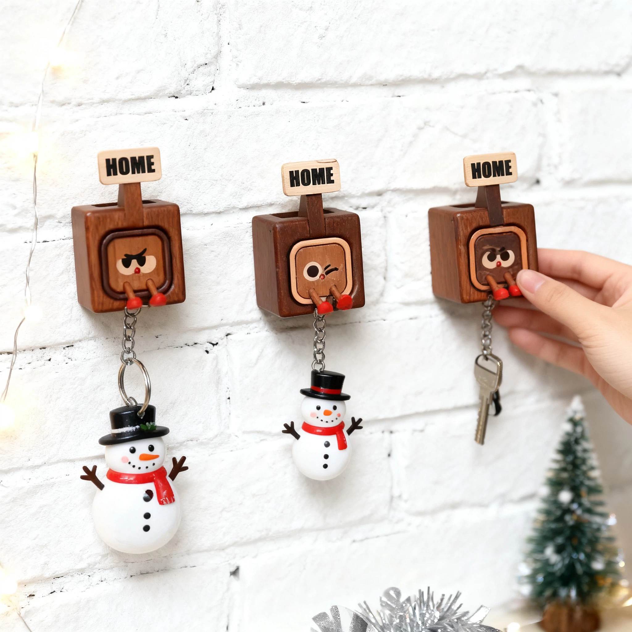 🎄Flash Sale 50% OFF 🔥 Cute Wooden Keychain Hooks – “HOME” Never Looked This Adorable! 🏡