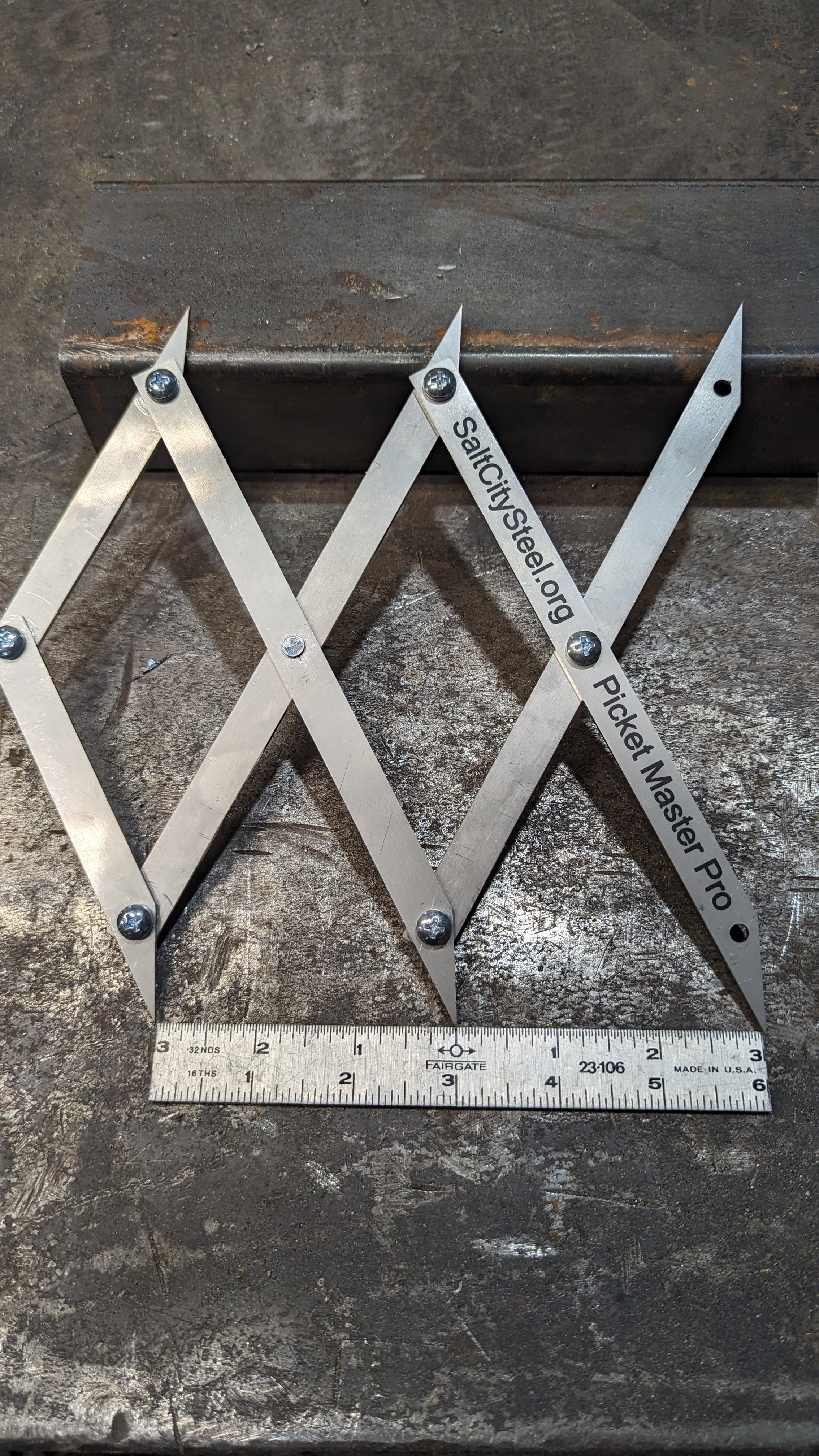 🔥-Picket Master Pro 3-Point Center Finder