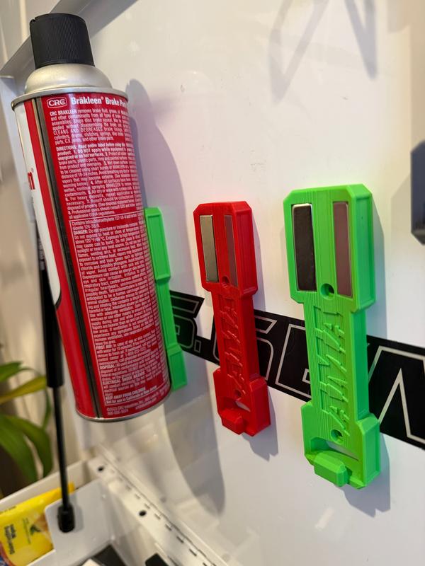 🔥Black Friday Promotion🎁🛠️2-Pcs Magnetic Aerosol Can Holder V2