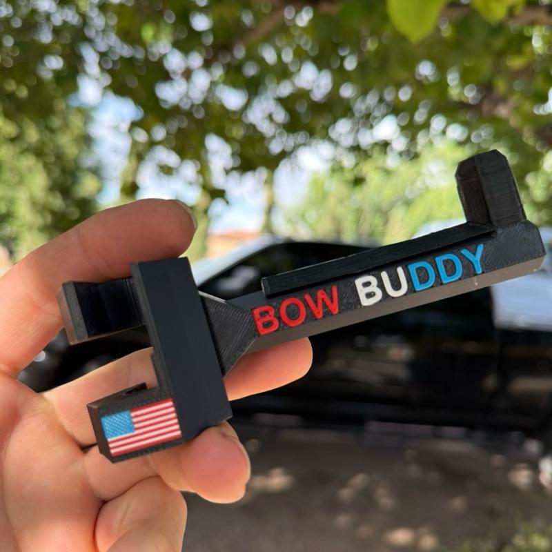 🔥Twist-On 2.0 Bow Buddy – Nearly Universal Bow Hanger for Trucks