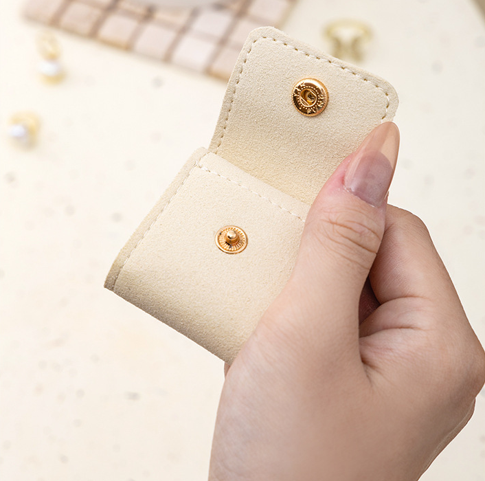 Portable jewelry storage velvet bag