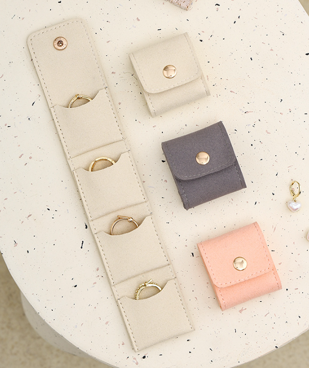 Portable jewelry storage velvet bag