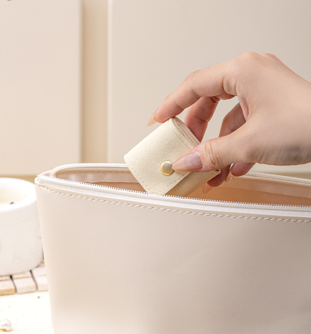 Portable jewelry storage velvet bag