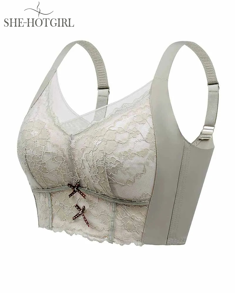 Breathable wire-free lace bra with full coverage and comfortable fit