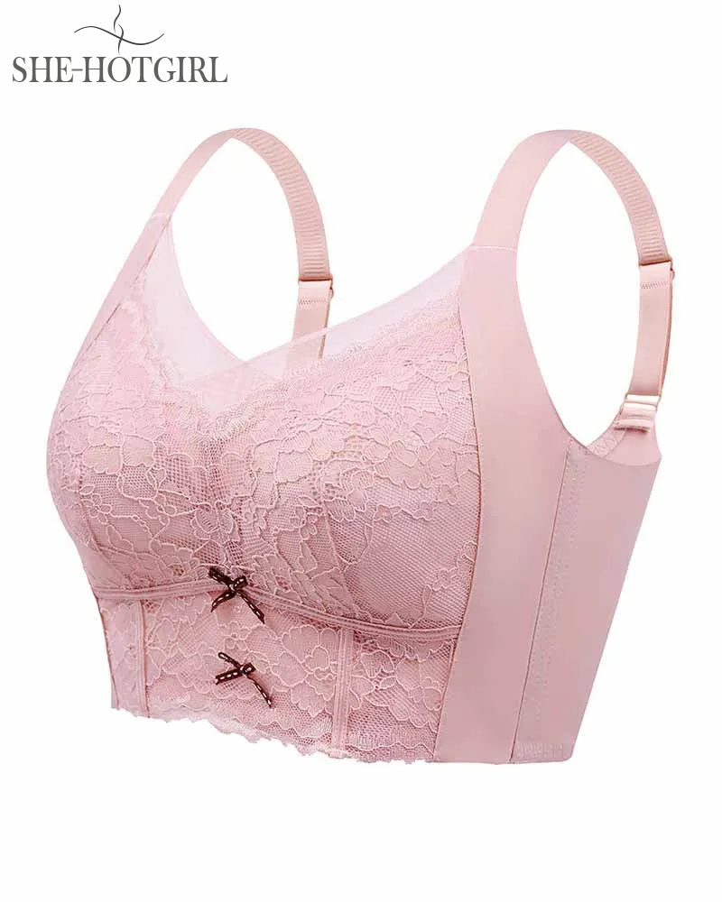 Breathable wire-free lace bra with full coverage and comfortable fit