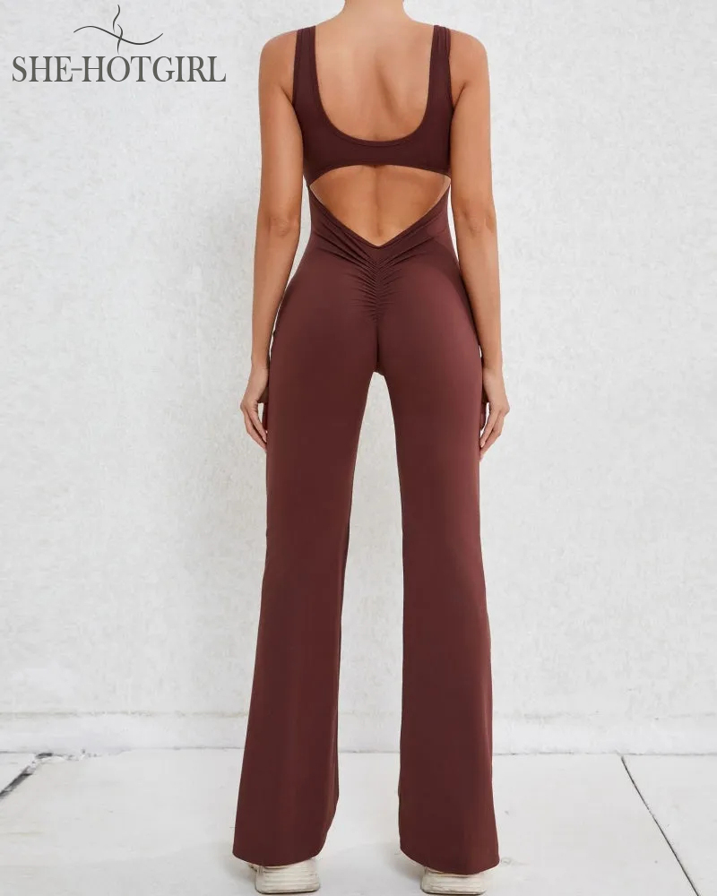 Sporty yoga jumpsuit with flared legs and hollow back