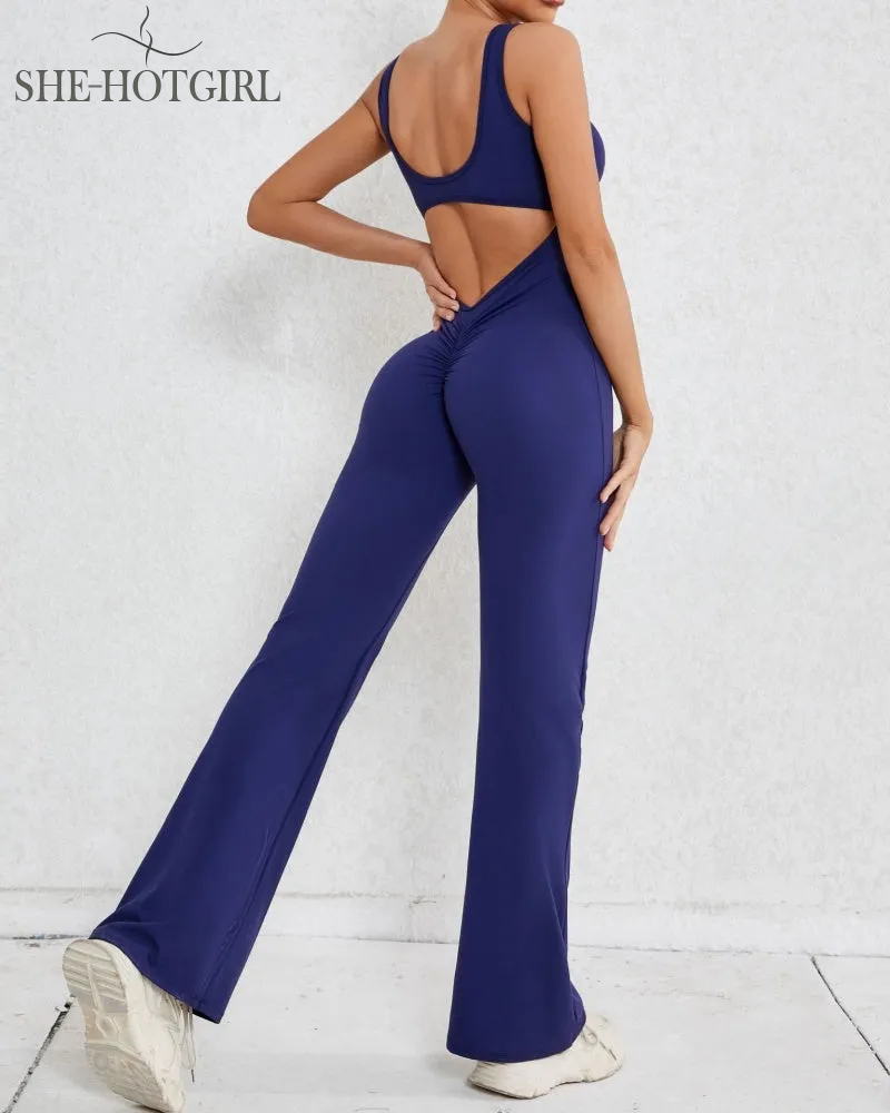 Sporty yoga jumpsuit with flared legs and hollow back