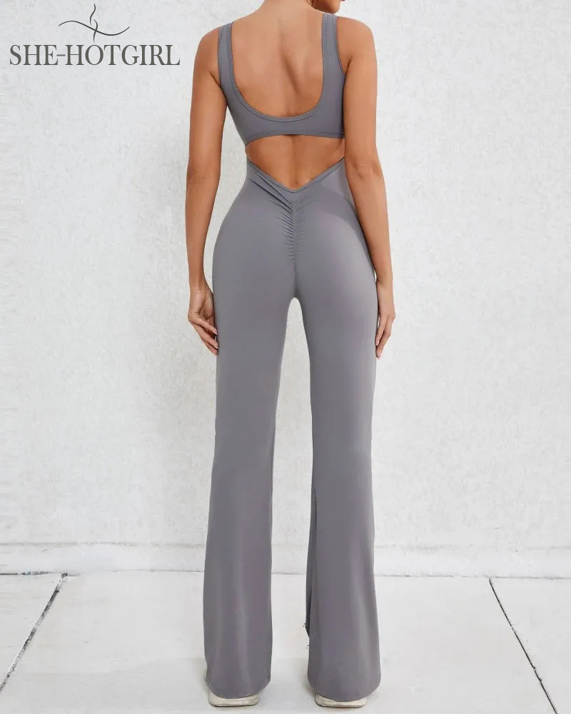 Sporty yoga jumpsuit with flared legs and hollow back