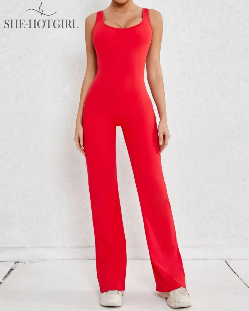 Sporty yoga jumpsuit with flared legs and hollow back