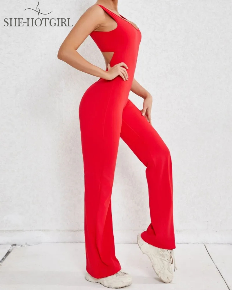 Sporty yoga jumpsuit with flared legs and hollow back