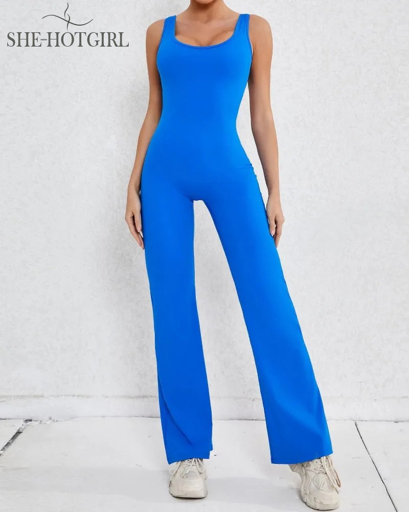 Sporty yoga jumpsuit with flared legs and hollow back