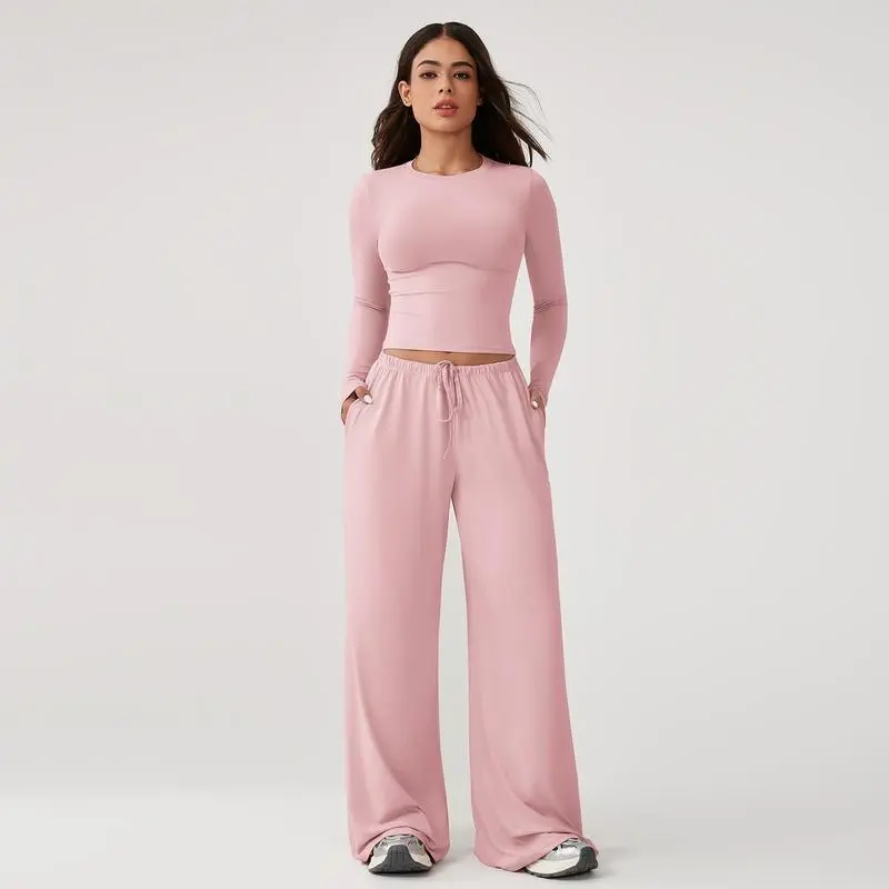 Women's long-sleeved top and wide-leg pants suit