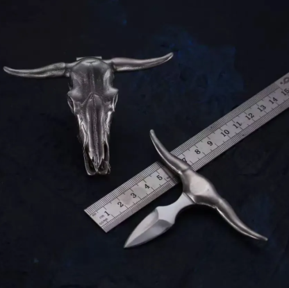 🔥2025 Best Selling Bull Strike Concealed Blade With Self-Defense Mechanism Necklace