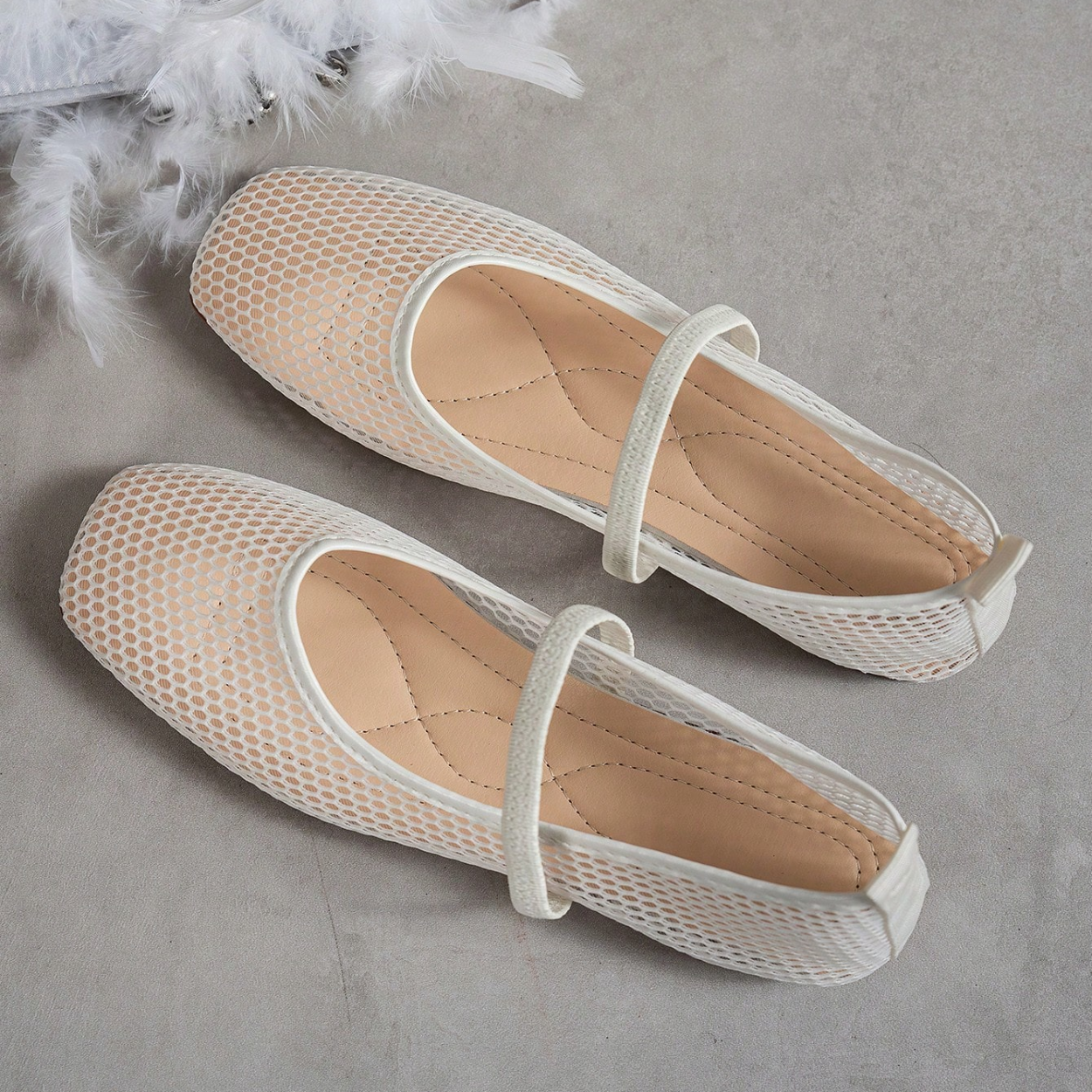 Mesh Lace Design Hollow Ballet Flats For Women in White - Angled View