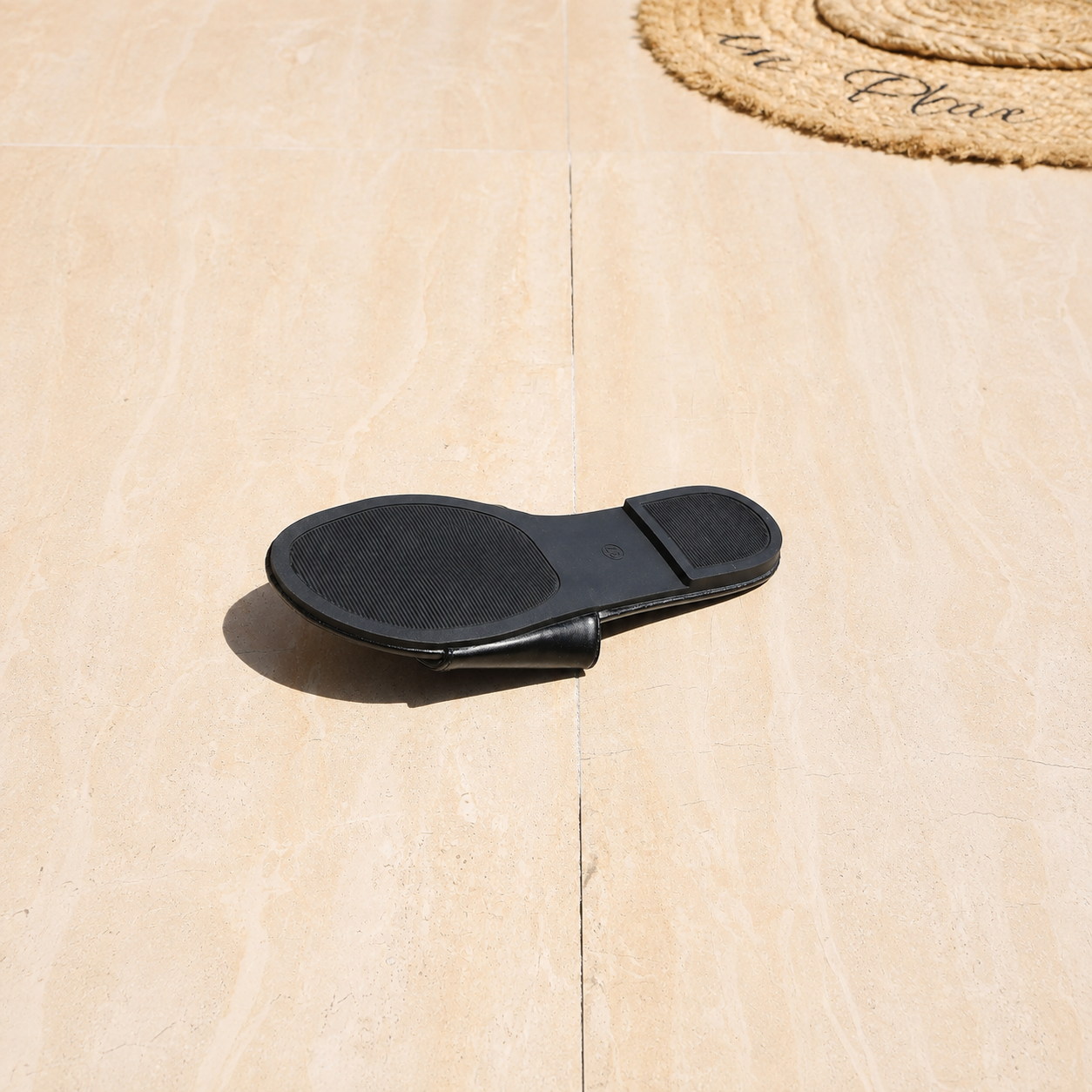 Non Slip Casual Leather Flat Sandals For Women