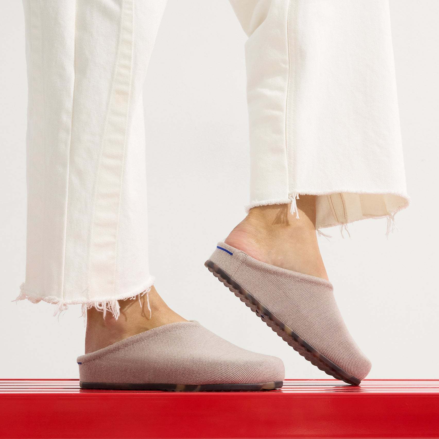 Lightweight Sustainable Slip On Comfort Clogs For Women