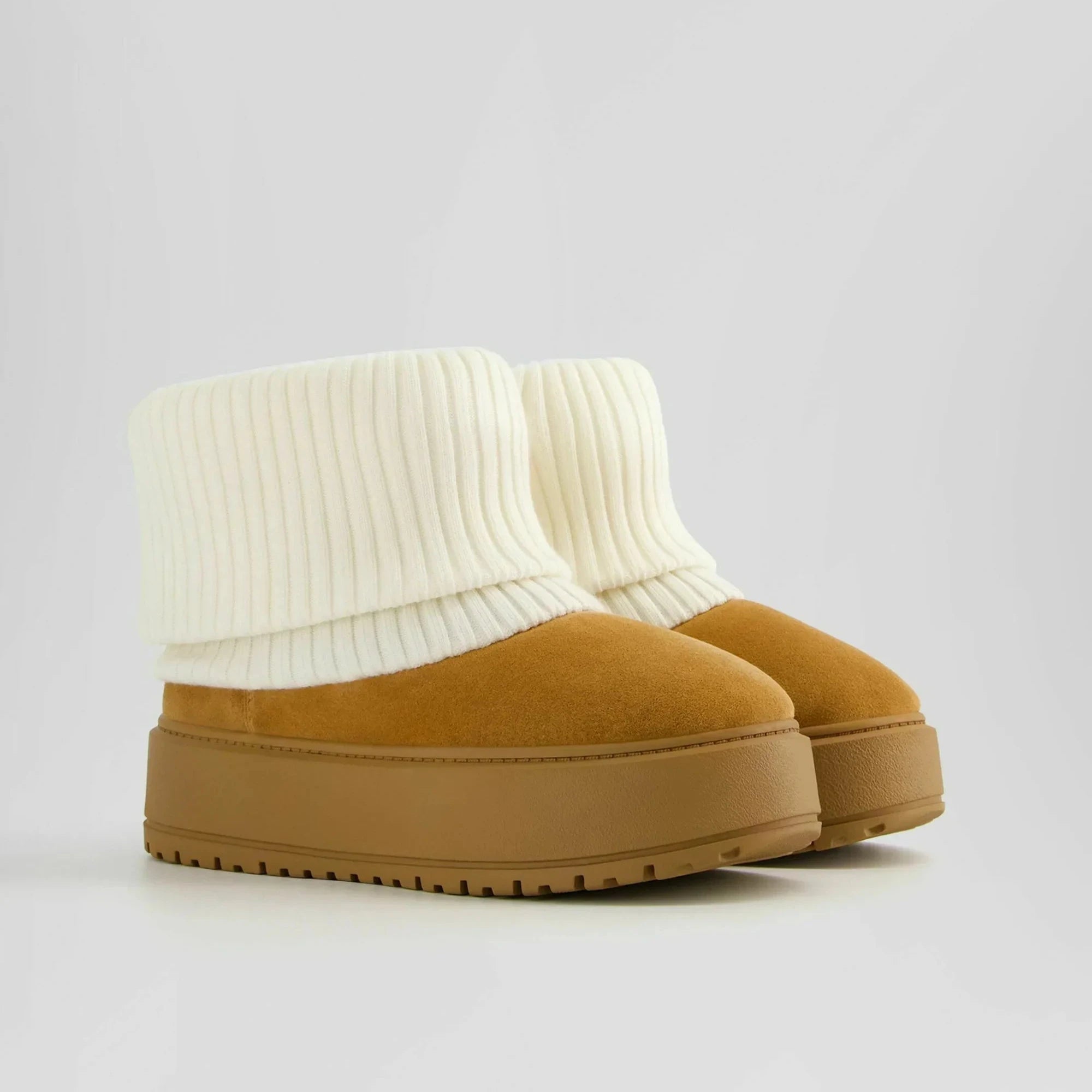 Stylish And Comfy Snow Boots With Faux Fur Lining-My Beach Shoes