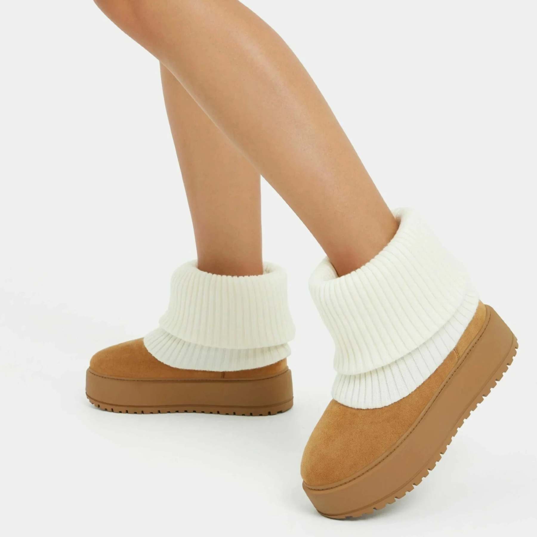 Stylish And Comfy Snow Boots With Faux Fur Lining-My Beach Shoes