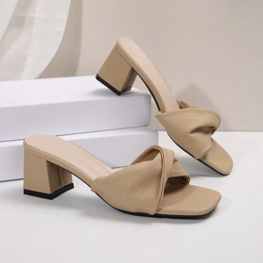 Twist Knot Block Mid Heel Sandals in Pink - Texture Detail