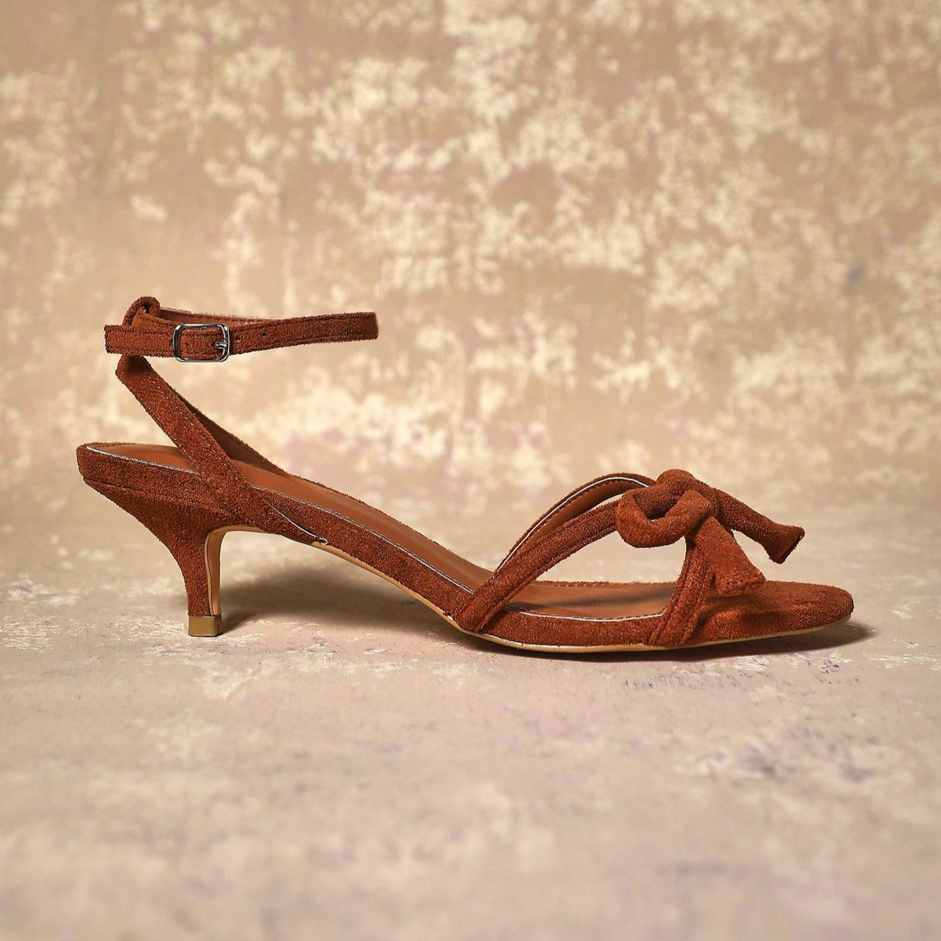 Stylish Strappy Mid Height Stiletto Style Sandals For Women in Black - Interior View